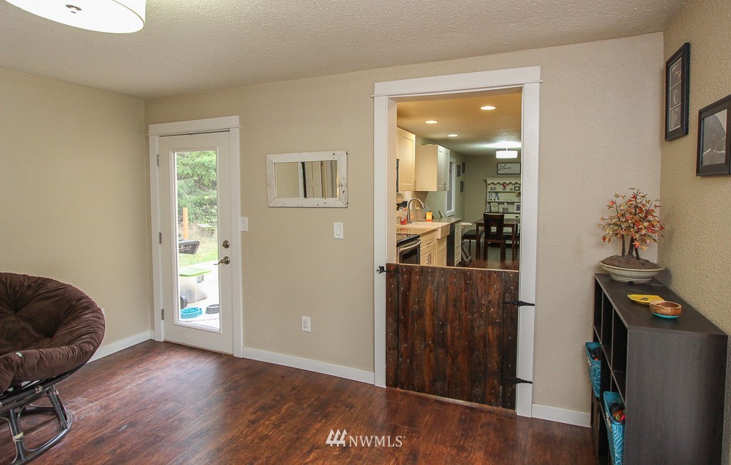1101 Northwest Thompson Road Poulsbo, WA 98370 - Photo 8 of 25 Gallery Image 8