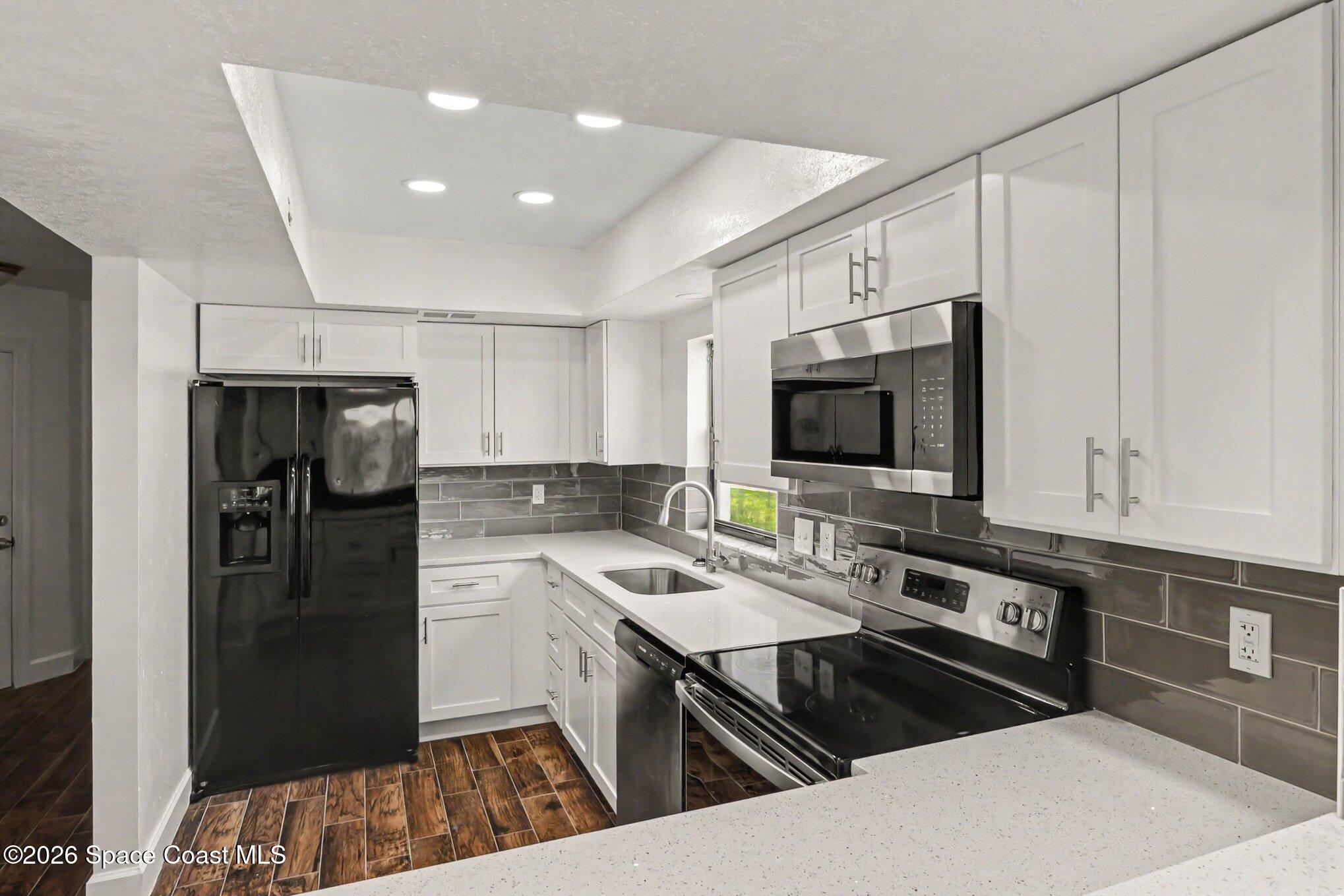 2177 Stewart Road Melbourne, FL 32935 - Photo 9 of 17 010_file_8726