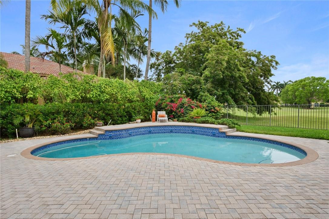 2473 Provence Circle Fort Lauderdale, FL 33327 - Photo 33 of 46 Photo 33