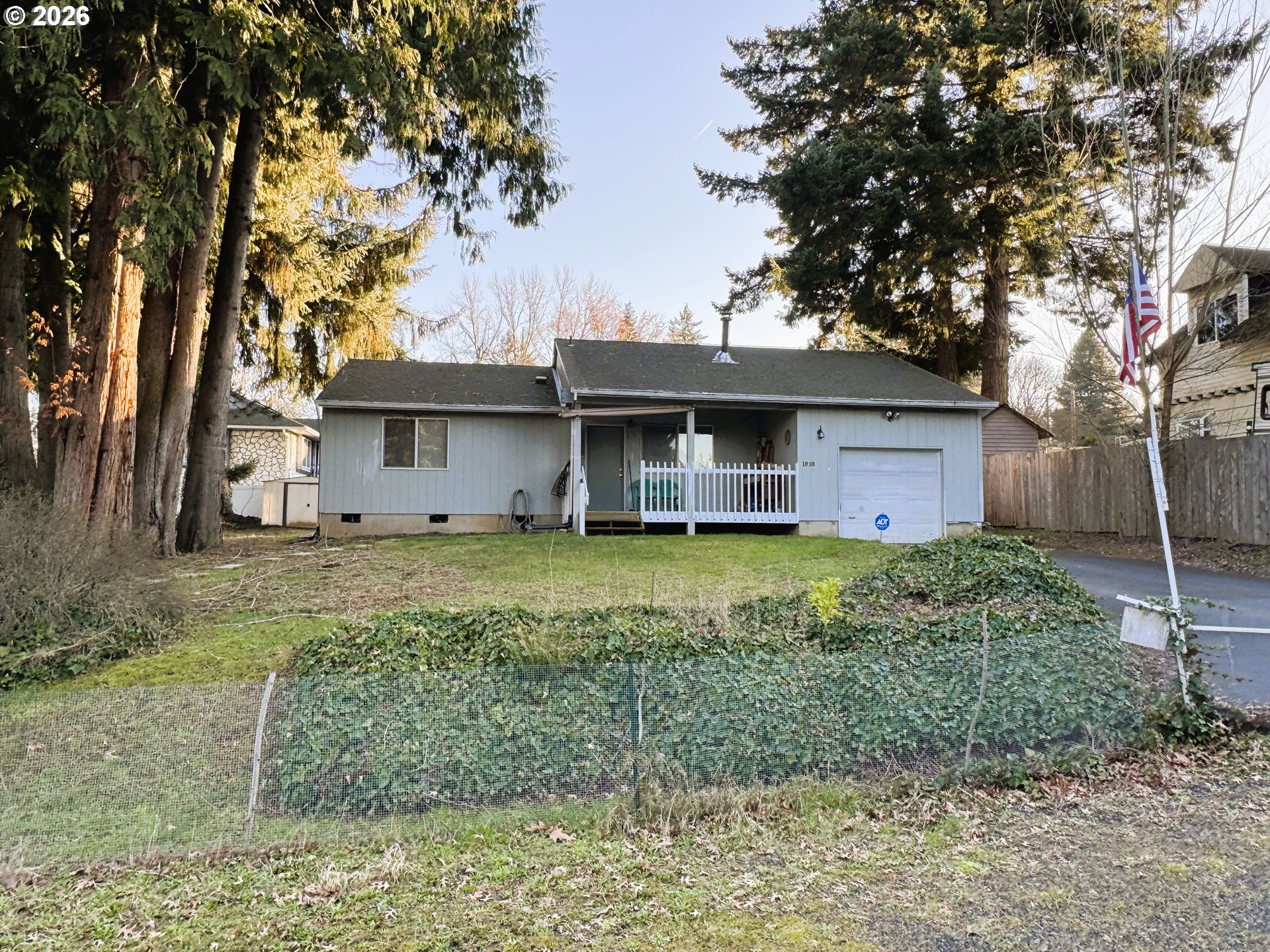 1918 Southeast Regner Road Gresham, OR 97080 - Photo 2 of 35 Front Yard