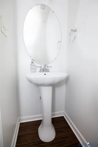 a view of entryway with wooden floor