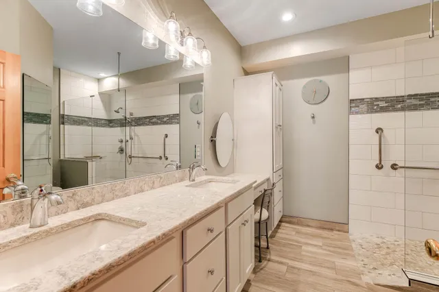 $449,900 | 3645 Pine Hollow Place, Stillwater, MN 55082