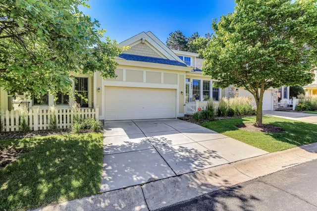 $449,900 | 3645 Pine Hollow Place, Stillwater, MN 55082