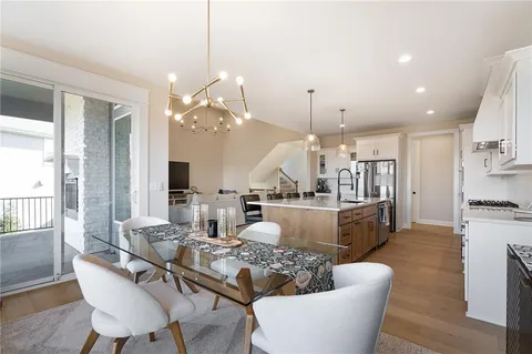 $775,000 | 17929 Manor Street, Overland Park, KS 66085