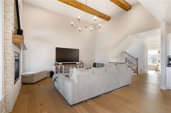 $775,000 | 17929 Manor Street, Overland Park, KS 66085