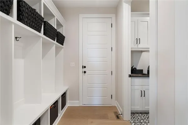 $775,000 | 17929 Manor Street, Overland Park, KS 66085