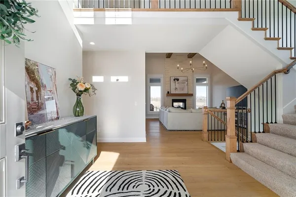 $775,000 | 17929 Manor Street, Overland Park, KS 66085