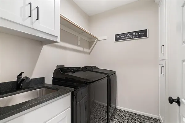 $775,000 | 17929 Manor Street, Overland Park, KS 66085