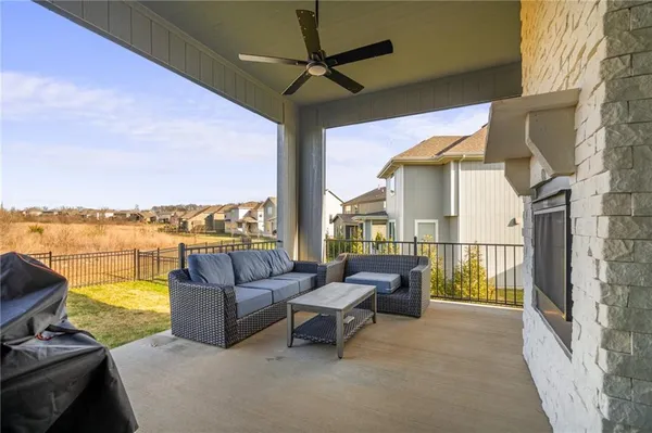 $775,000 | 17929 Manor Street, Overland Park, KS 66085