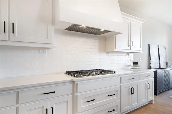 $775,000 | 17929 Manor Street, Overland Park, KS 66085