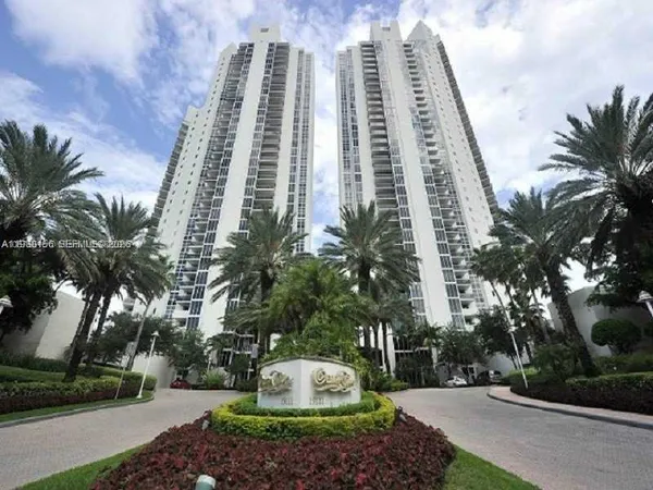 a front view of a residential apartment building