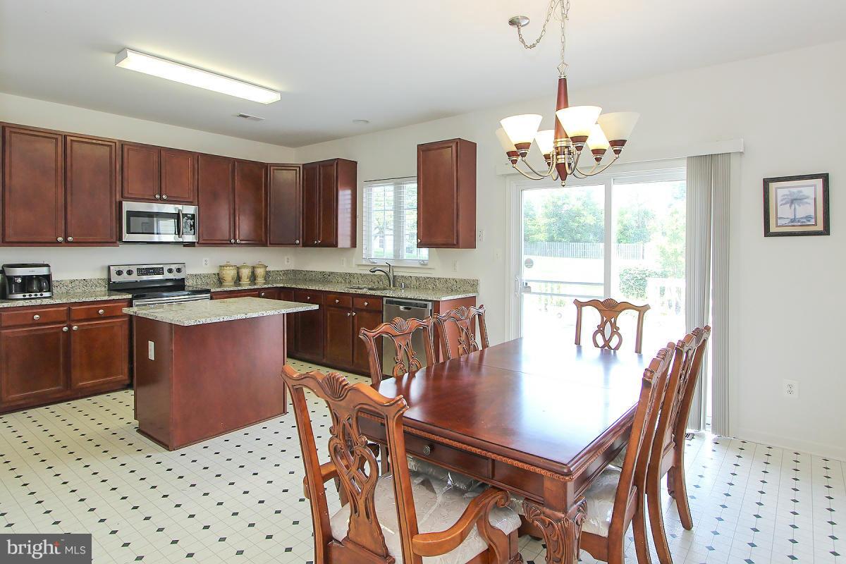 8394 Glenmar Road Ellicott City, MD 21043 - Photo 12 of 30 Kitchen