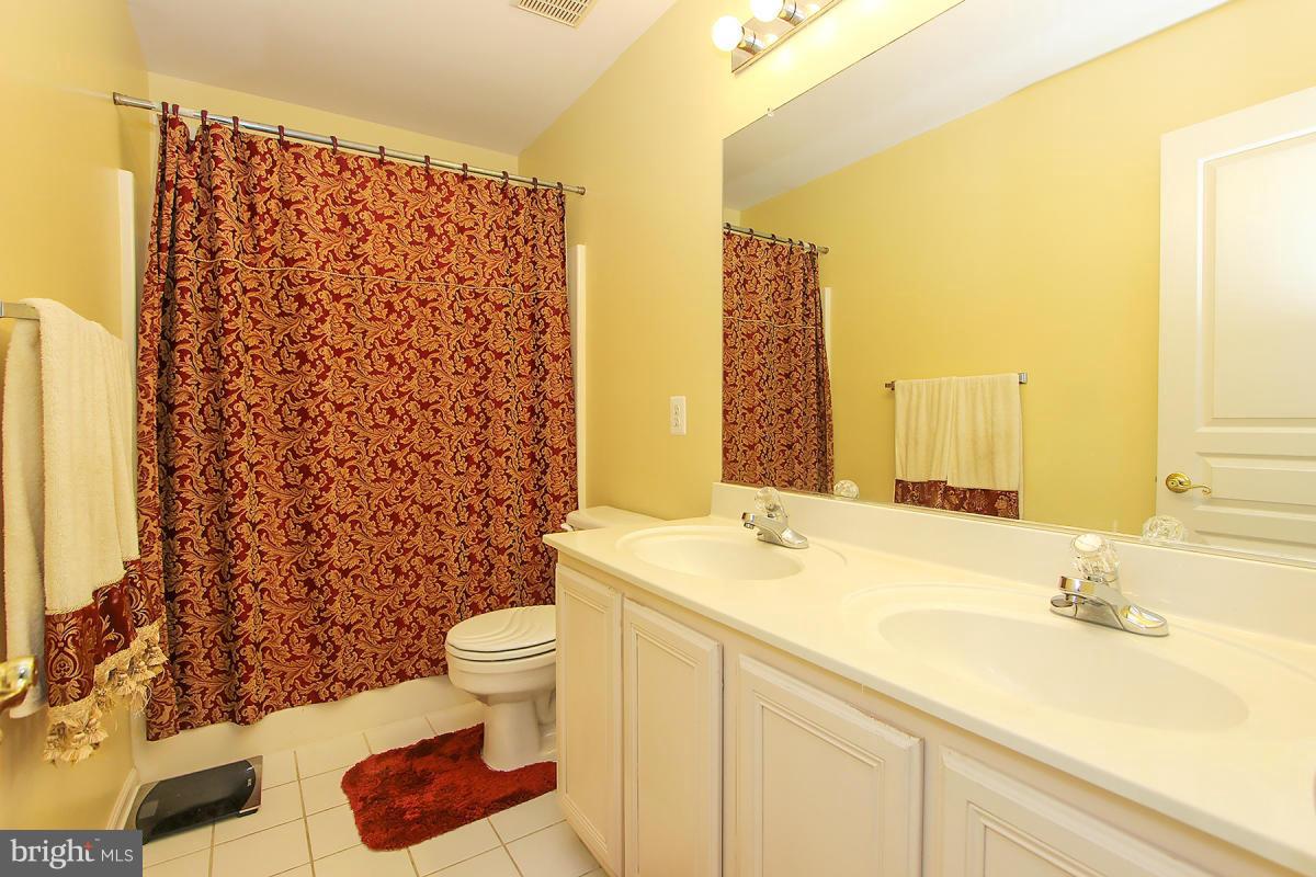 8394 Glenmar Road Ellicott City, MD 21043 - Photo 26 of 30 Bath