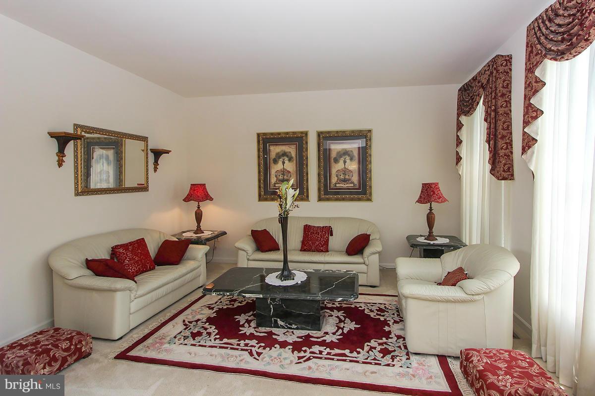 8394 Glenmar Road Ellicott City, MD 21043 - Photo 4 of 30 Living Room