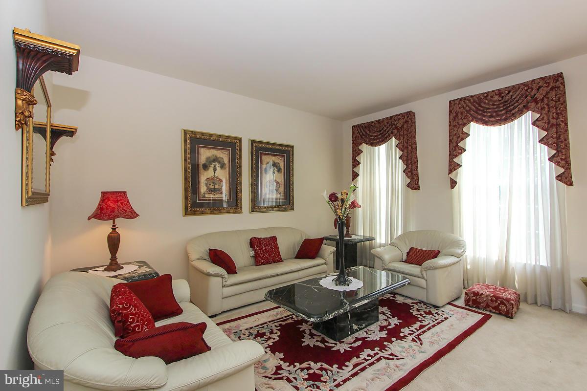 8394 Glenmar Road Ellicott City, MD 21043 - Photo 5 of 30 Living Room