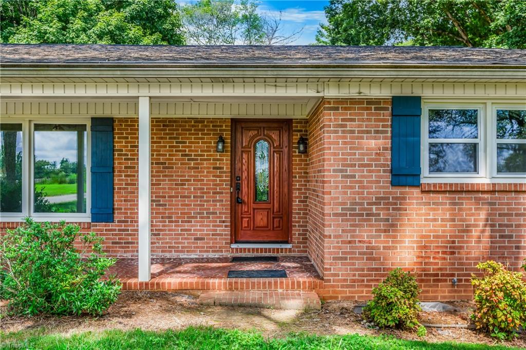 8544 Walnut Cove Road Walnut Cove, NC 27052 - Photo 5 of 50 Gallery Image 5
