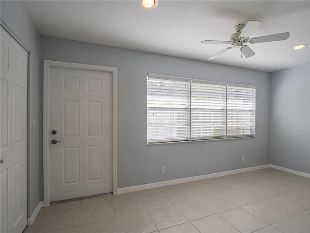 $1,950 | 922 Pirate Cove Lane, Vero Beach, FL 32963