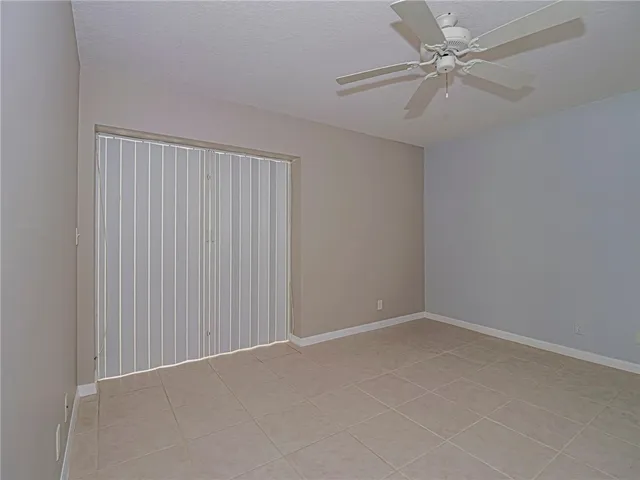 $1,950 | 922 Pirate Cove Lane, Vero Beach, FL 32963