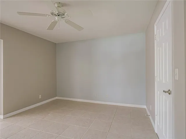 $1,950 | 922 Pirate Cove Lane, Vero Beach, FL 32963