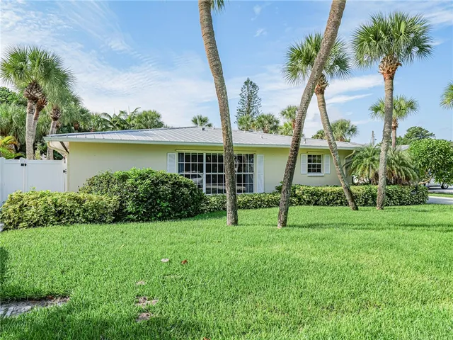 $1,950 | 922 Pirate Cove Lane, Vero Beach, FL 32963