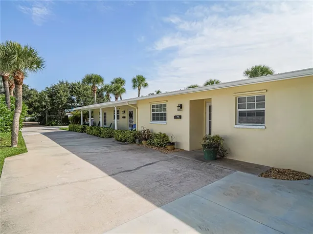 $1,950 | 922 Pirate Cove Lane, Vero Beach, FL 32963