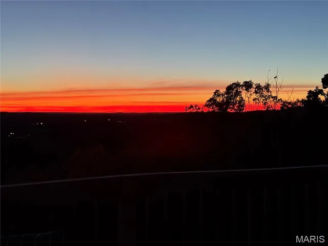 $469,900 | 8239 Rocky Woods Lane, Hillsboro, MO 63050