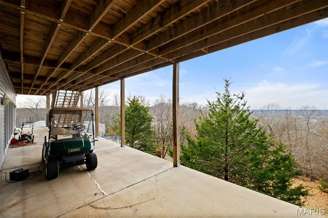 $469,900 | 8239 Rocky Woods Lane, Hillsboro, MO 63050