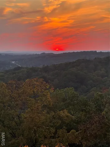 $469,900 | 8239 Rocky Woods Lane, Hillsboro, MO 63050