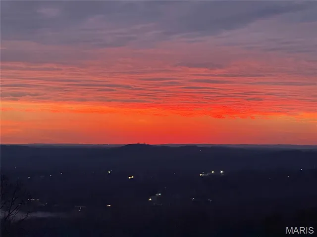 $489,900 | 8239 Rocky Woods Lane, Hillsboro, MO 63050