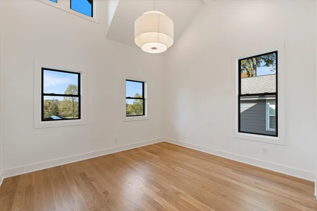 $2,750,000 | 136 51st Avenue North, Nashville, TN 37209