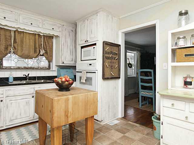 105 Helsabeck Road King, NC 27021 - Photo 7 of 16 Kitchen.