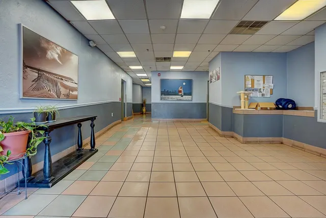 a view of utility room