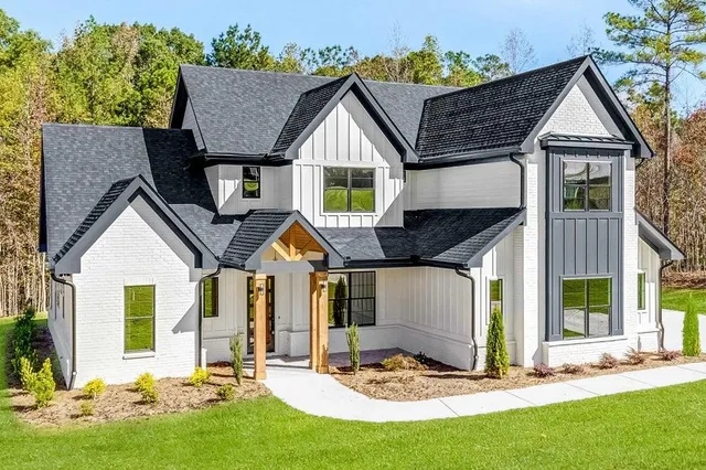 $1,054,900 | 121 Forest Berry Court, Newnan, GA 30263