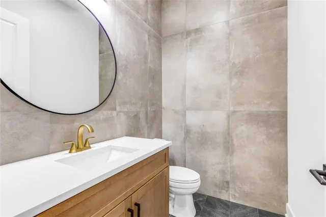 $1,027,900 | 121 Forest Berry Court, Newnan, GA 30263