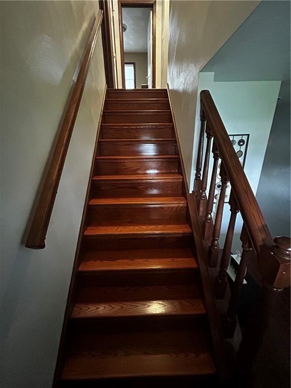 22 Dawn Drive Indiana, PA 15701 - Photo 12 of 27 a view of entryway