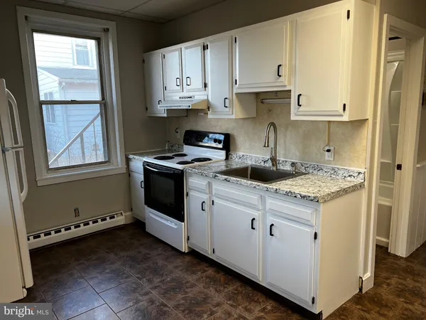 $1,500 | 34 West 5th Street, Lansdale, PA 19446
