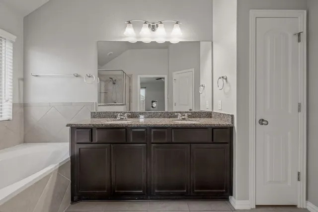 $385,000 | 232 Coral Berry Drive, Buda, TX 78610