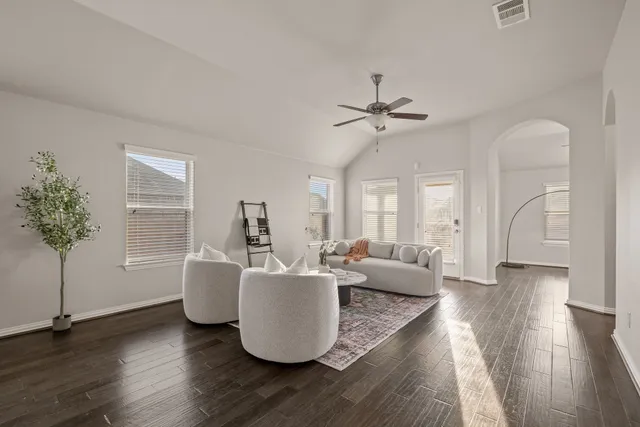 $385,000 | 232 Coral Berry Drive, Buda, TX 78610