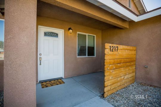 1217 Mayo Street Ridgecrest, CA 93555 - Photo 4 of 29