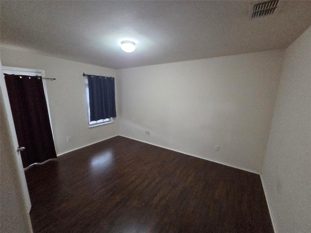 8422 Timberbrook Lane Dallas, TX 75249 - Photo 19 of 22 Gallery Image 19