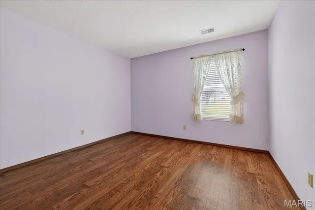 $299,999 | 1300 Tahoe Valley Court, Ballwin, MO 63021