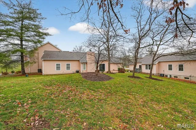 $299,999 | 1300 Tahoe Valley Court, Ballwin, MO 63021