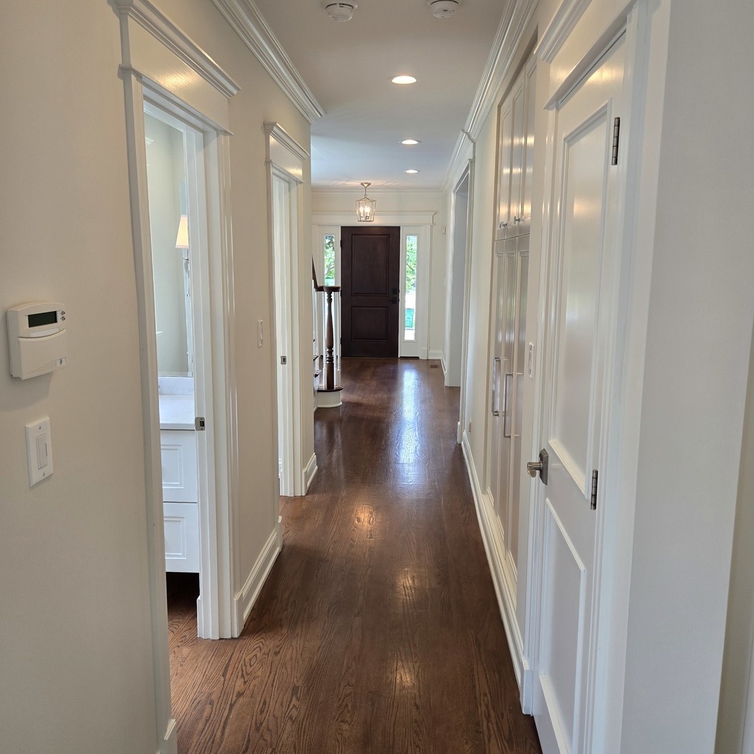 325 South Crescent Avenue Park Ridge, IL 60068 - Photo 10 of 52