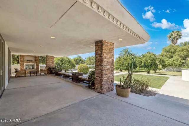 $1,695,000 | 3950 East McLellan Road, Unit 3, Mesa, AZ 85205