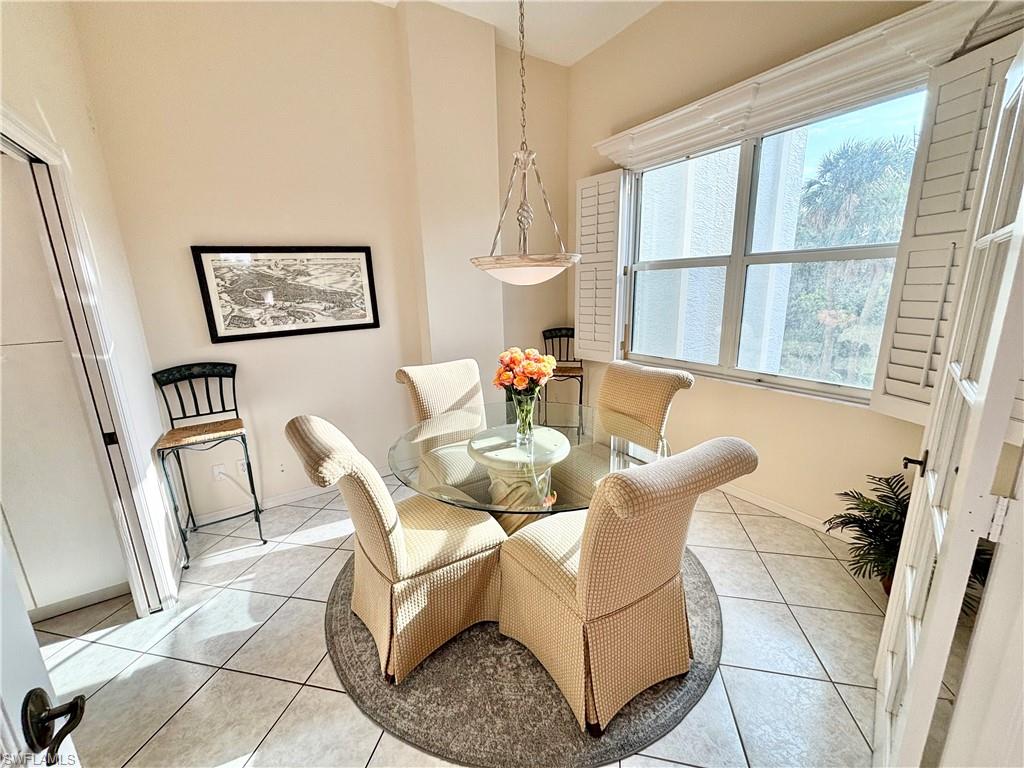 6573 Marissa Loop, Unit 105 Naples, FL 34108 - Photo 11 of 42 Breakfast room