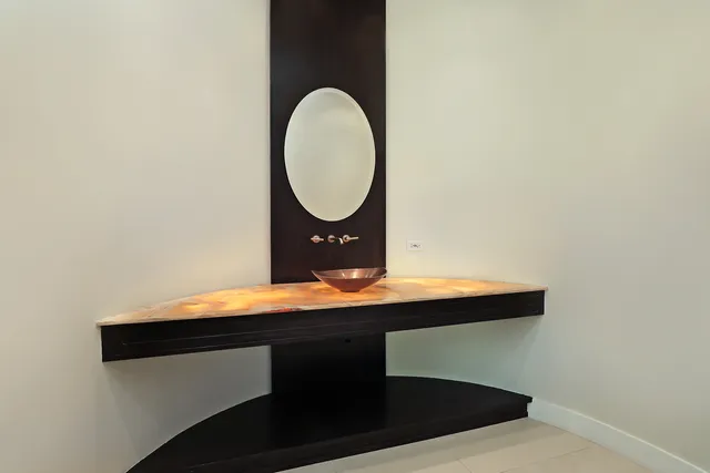 $3,427,000 | 1630 Ridge Road, Highland Park, IL 60035