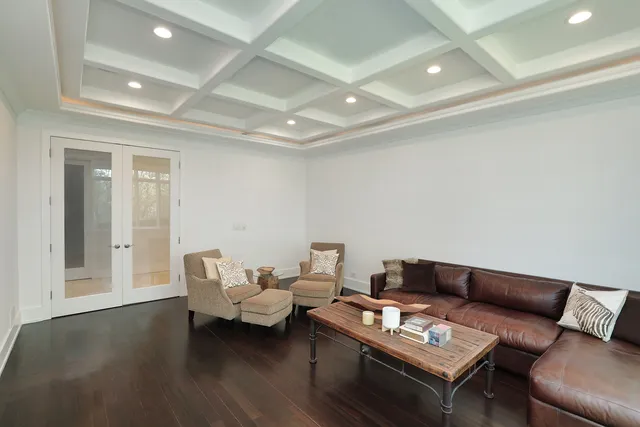 $3,427,000 | 1630 Ridge Road, Highland Park, IL 60035