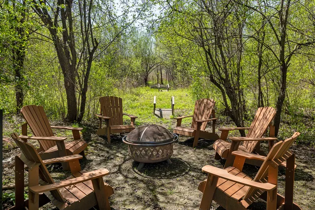 $3,427,000 | 1630 Ridge Road, Highland Park, IL 60035