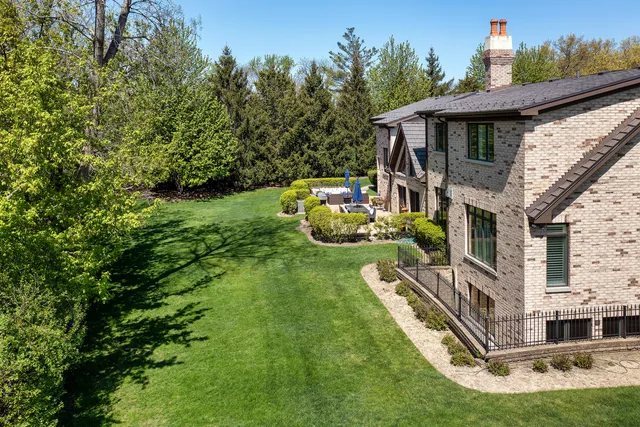 $3,427,000 | 1630 Ridge Road, Highland Park, IL 60035