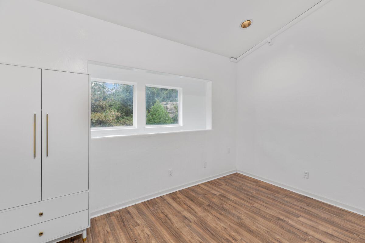 896 Two Rivers Drive, Unit 4 Telluride, CO 81435 - Photo 8 of 13 Bedroom